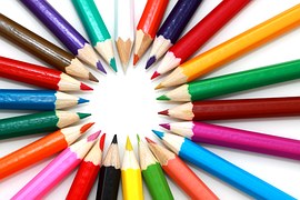 Laboratorio bambini e ragazzi “Crea una Maschere di Carnevale” e “Disegna una Fiaba” Laboratorio bambini e ragazzi “Crea una Maschere di Carnevale” e “Disegna una Fiaba”
