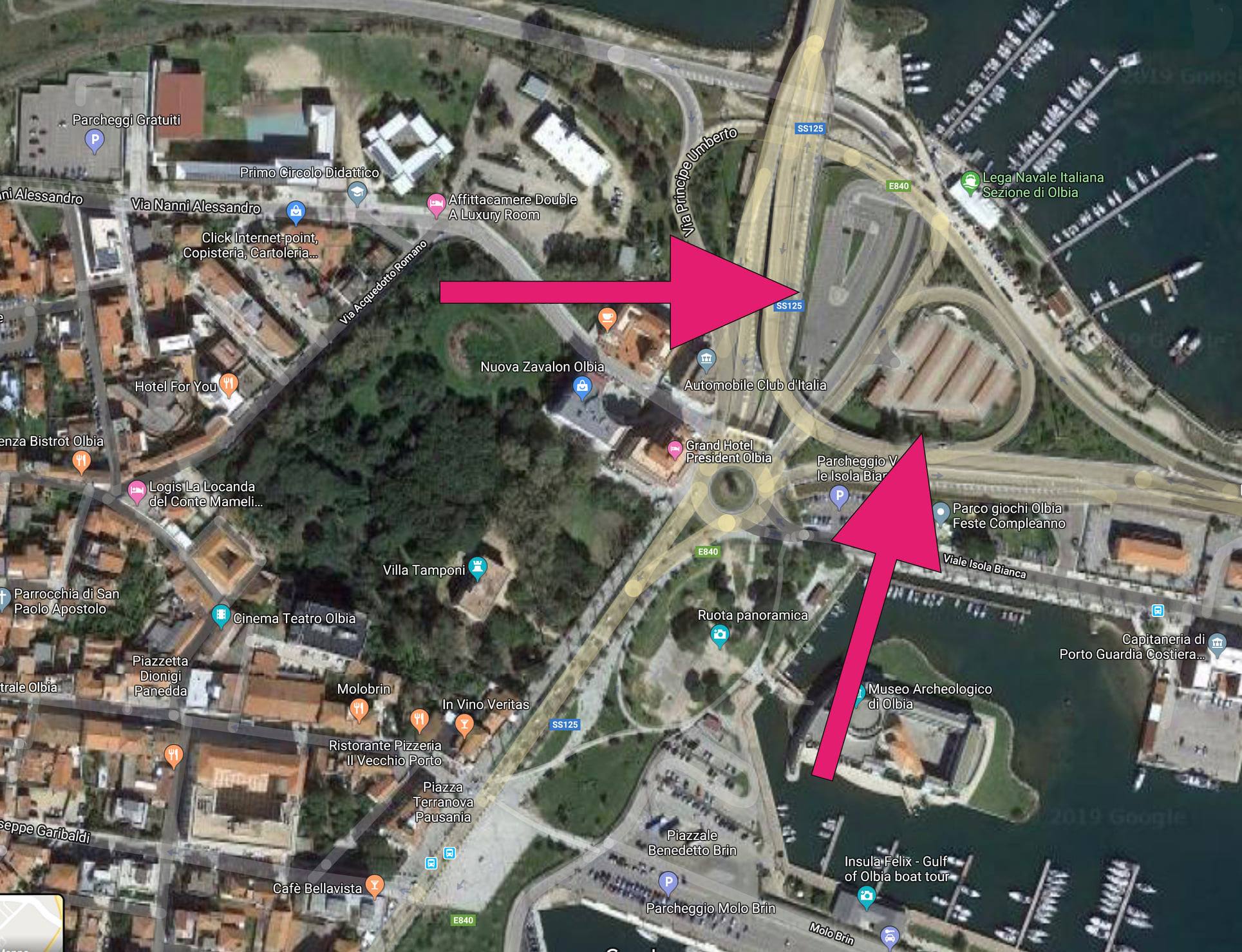 Logistica durante le feste. Aperti i due parcheggi alla radice dell’Isola Bianca