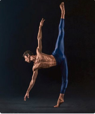 Vetrina coreografica di danza. Per il Ventennale un parterre di étoiles internazionali